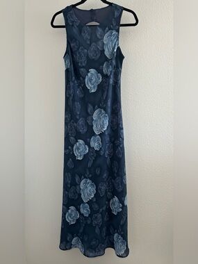 Sleeveless Floral Navy Maxi Dress